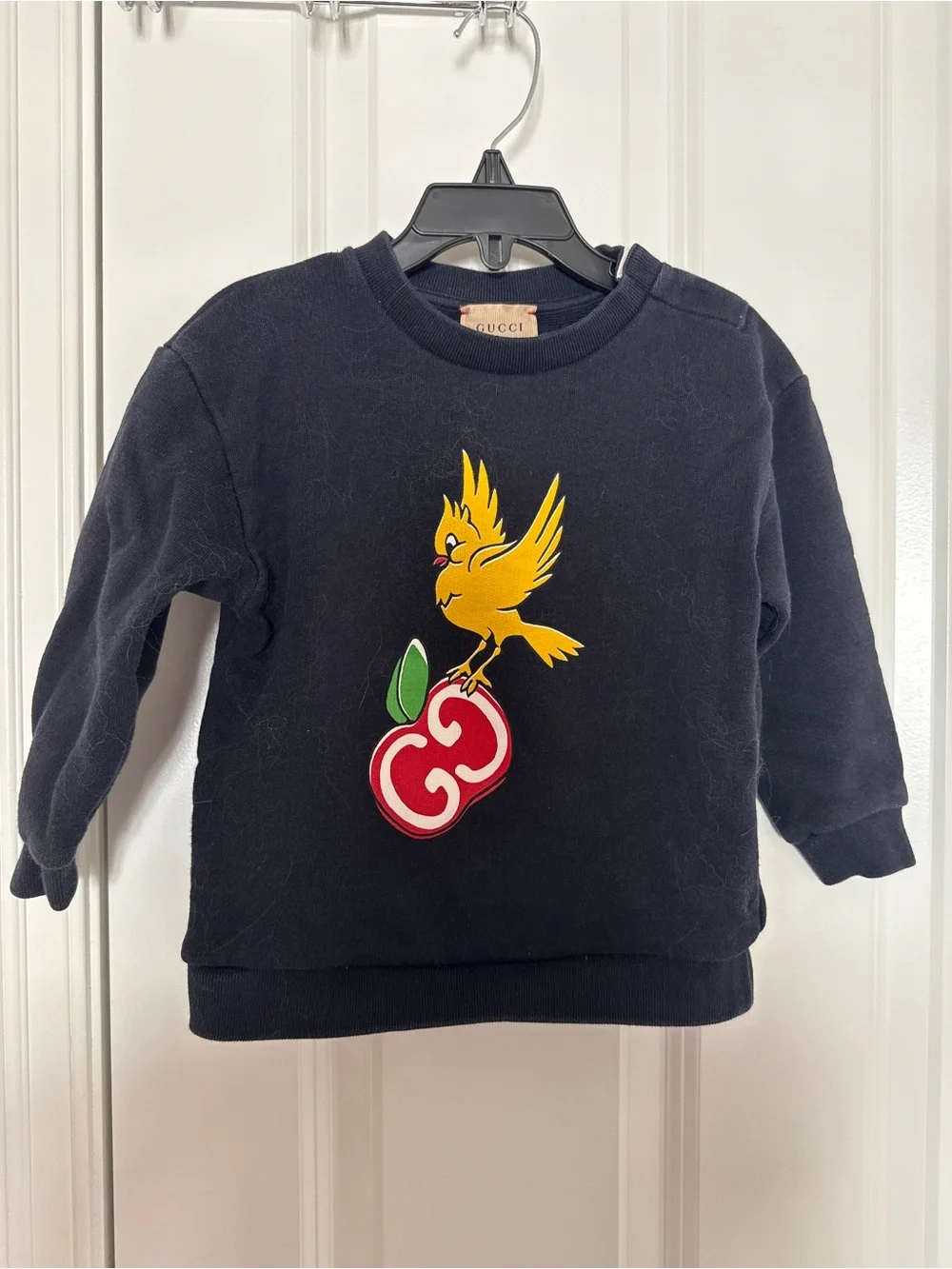 Kid GUCCI x Freya Hartas GG Apple Print Cotton Sweatshirt 24m